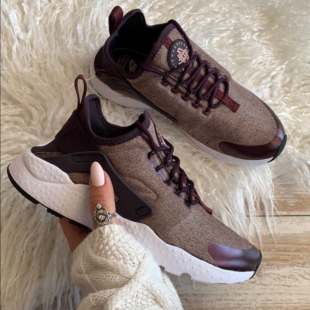 NWT Nike Huarache run Ultra Special edition - Picture 3 of 7